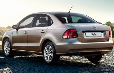 VOLKSWAGEN POLO V РЕСТАЙЛИНГ сзади