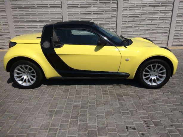 smart roadster желтый