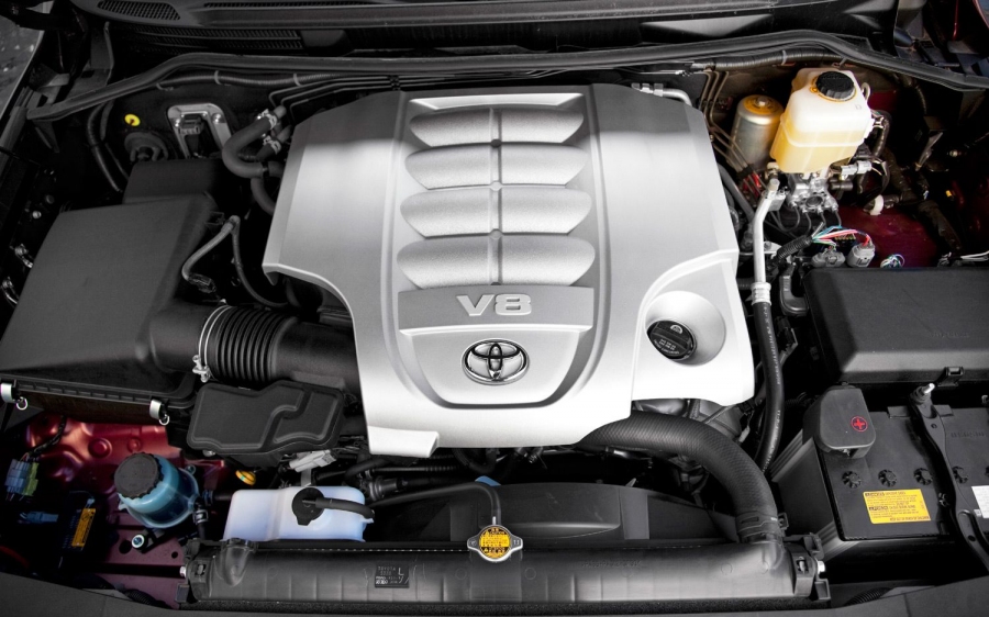 Двигатель Toyota V8